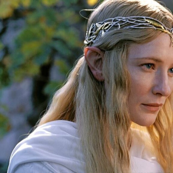 Peter Jacksonin Taru sormusten herrasta -trilogian ensi-illasta 20 vuotta – Seiska selvitti tähtien kohtalot Kate Blanchett