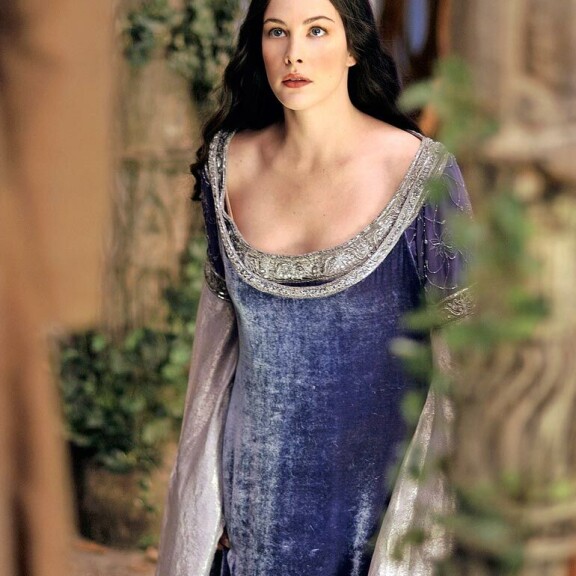 Peter Jacksonin Taru sormusten herrasta -trilogian ensi-illasta 20 vuotta – Seiska selvitti tähtien kohtalot Liv Tyler