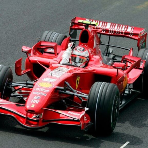 Jäämies ajoi Ferrari-tallissa vuosina 2007–2009 sekä 2014–2018 eli yhteensä kahdeksan kautta. Jäämies ajoi Ferrari-tallissa vuosina 2007–2009 sekä 2014–2018 eli yhteensä kahdeksan kautta.