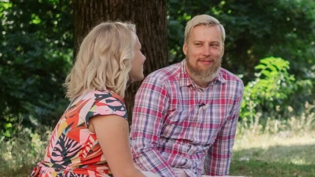 Ensitreffit alttarilla –Lari palasi someen – jakoi liikuttavan kuvan