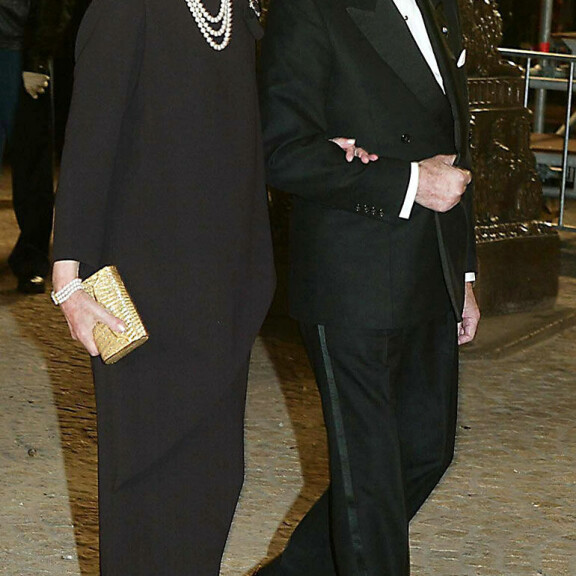 Maria Teresan appivanhemmat suurherttuapari Jean ja Joséphine-Charlotte kuvattuna Hollannin kruununprinssi Willem-Alexanderin häissä vuonna 2002. Luxemburgin suurherttuapari Jean ja Josephine-Charlotte