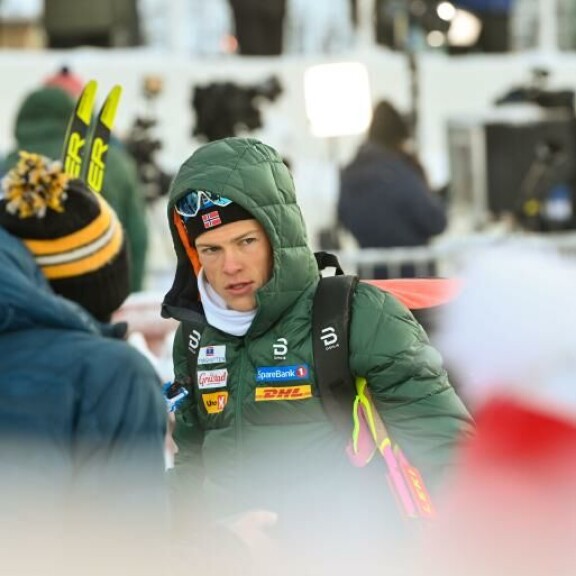 Norjan hiihtotähti Johannes Hösflot Kläbo kehui Iivoa, muttei pitänyt suomalaisen suoritusta minään mysrkyvaroituksena olympialaisia ajatellen. Norjan hiihtotähti Johannes Hösflot Kläbo kehui Iivoa, muttei pitänyt suomalaisen suoritusta minään mysrkyvaroituksena olympialaisia ajatellen.