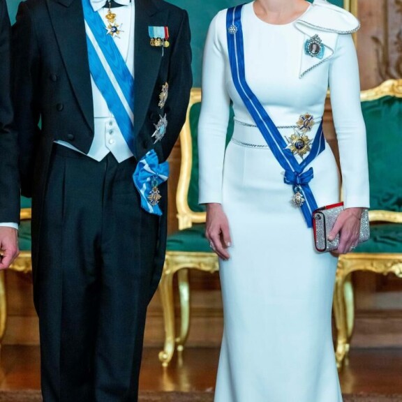 Sofian iltapuvun katseenvangitsijana oli koristeleikkaus olalla. prinsessa Sofia