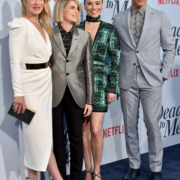 Dead to Me -sarjassa Christina pääsee näyttelemään mustaa komediaa. Dead to Me