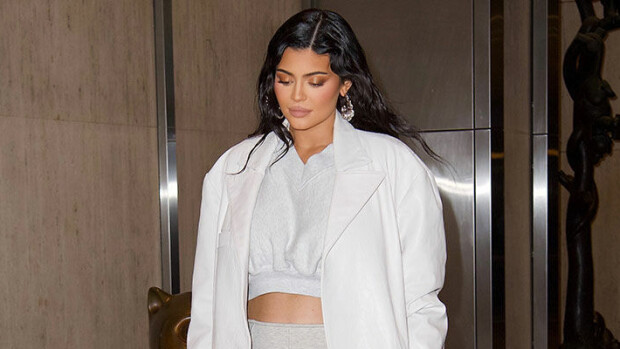 Astroworld-festivaalin kuolonkatastrofi musersi raskaana olevan Kylie Jennerin – some kiinni, piileskelee miljoonalukaalissa Travisin kanssa Kylie Jenner