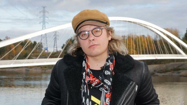 Suomen kovin naistenmies? Tähän kohurokkariin naiset ovat lääpällään – pornotähtiinkin yhdistetty Archie Cruz julkisuuskuvastaan: 'Minkäs minä sille voin?' Archie Cruz