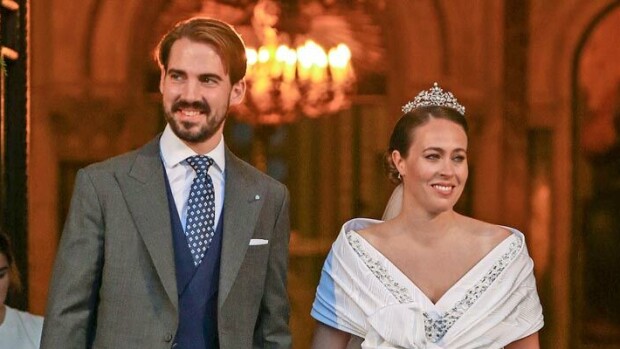Kreikan prinssi Philippos ja Nina-rakas pitivät jo kolmannet häänsä – morsiamen tiara kiertää kuninkaallisilla Philippos ja Nina