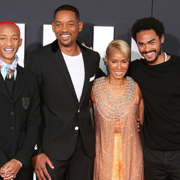 Jadan halauksessa on Willin esikoispoika Trey miehen ensimmäisestä avioliitosta. Willillä ja Jadalla on kaksi yhteistä aikuista lasta: Jaden (vas.) ja tytär Willow. Will Smith, Jada Pinkett Smith, Jaden ja Trey Smith