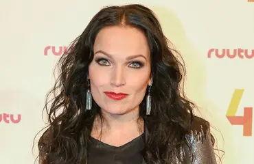 Me Naiset: Tarja Turunen sai aivoinfarktin, aviomies Marcelo löysi keittiöstä sirpaleiden keskeltä