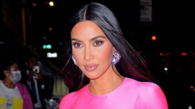 Kurvikaunotar Kim Kardashian täytti 41- Näin realitymiljonääri on muuttunut vuosien varrella Kim Kardashian