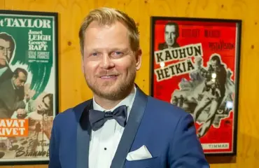 Sykkeen playboykirurgi Max vai Luottomiehen luuseri Tommi? Tällainen Antti Luusuaniemi on oikeasti siviilissä: ”Mutta jos vaimo saisi toivoa…”