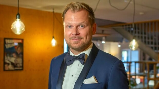 Suomalaisten suosikkiohjelma palaa ruutuun! Antti Luusuaniemi paljastaa Seiskalle hittisarjan suosion salaisuuden: ”Siksi se varmaan toimii” Antti Luusuaniemi.