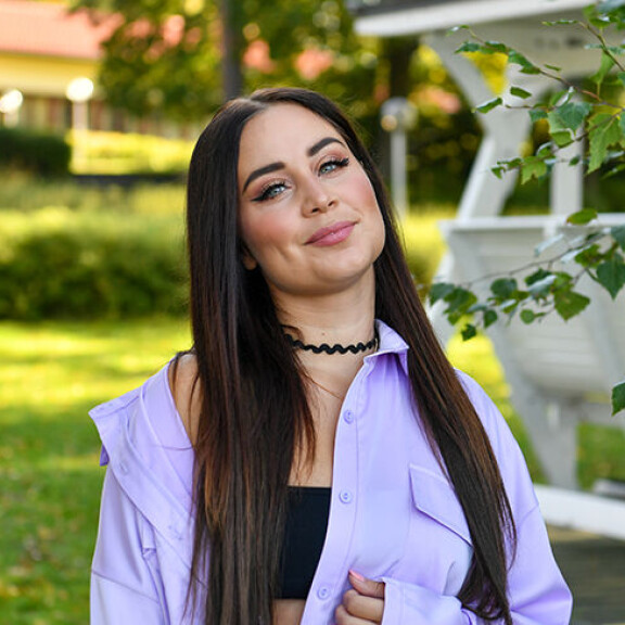 Anna Abreu on yksi Suomen tunnetuimmista laulajista. Anna Abreu