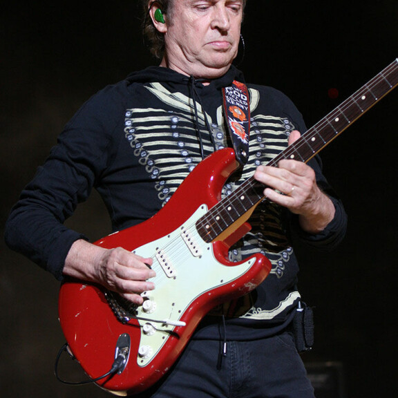 Andy Summers on jälkikäteen myöntänyt, etteivät The Police -bändikaverit olleet mielissään solistinsa Stingin saamasta huomiosta. Andy Summers