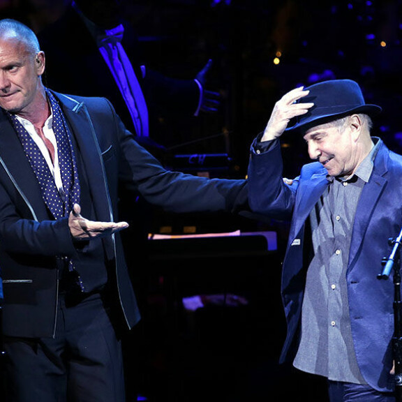 Stingillä on ollut etuoikeus työskennellä idolinsa Paul Simonin kanssa. Sting ja Paul Simon