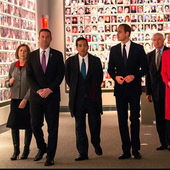 Seitsemän vuotta sitten William ja Catherine tutustuivat WTC-iskun tuhoihin 9/11-museossa New Yorkissa. Cambridgen herttuapari William ja Catherine