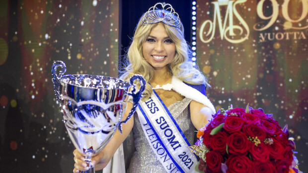Hollywoodin huippustylisti tyrmistyi Miss Suomen valinnasta: 'Tätimäiset hiukset ja lyhyt kaula' – liputti tyystin toisen kaunottaren puolesta Miss Suomi Essi Unkuri