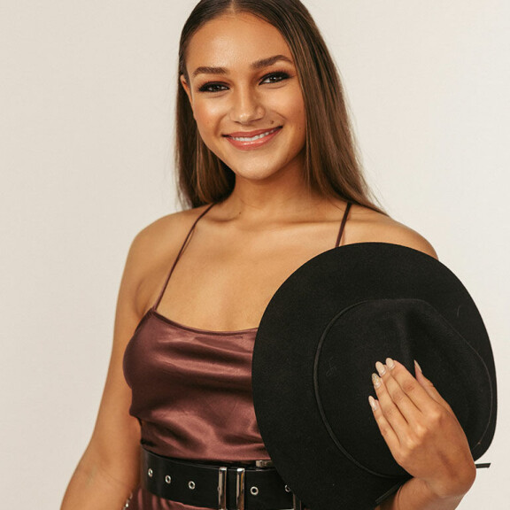 Miss Helsinki -finalistit julkistettiin: mukana teologian opiskelija ja akrobatiaharrastaja – kuvat! Roza Mikkola
