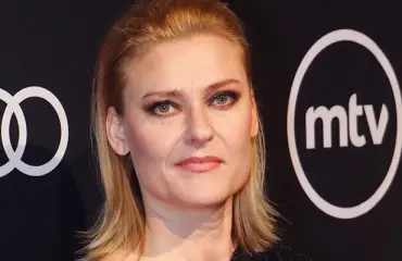 Tiesitkö? Pirjo Lonka ja Jani Volanen ovat naimisissa - uusperhearkeen apua hyvin läheltä