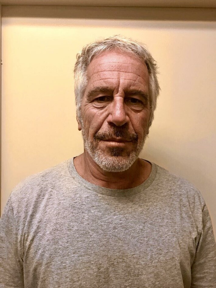 Jeffrey Epstein hirttäytyi tutkintavankeudessa. Hän kiisti syyllisyytensä seksirikoksiin. Jeffrey Epstein hirttäytyi tutkintavankeudessa. Hän kiisti syyllisyytensä seksirikoksiin.