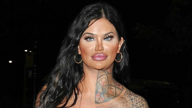 Nicki Valentina käytti lähes 50 000 euroa rintoihinsa: Britannian suurimmat ryntäät – kuva! Nicki Valentina Rose
