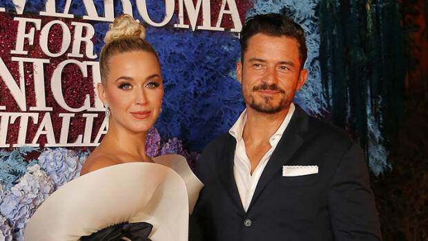 Kourimista ja suutelua jahdilla: Katy Perry tarrasi Orlando Bloomin takapuoleen – kuvat! Katy Perry ja Orlando Bloom