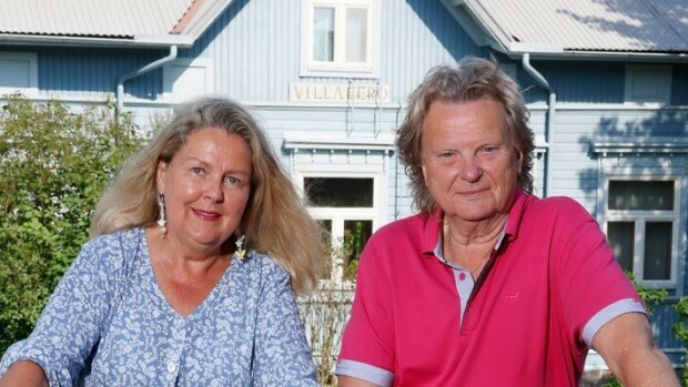 Kalsaritkin kastuivat! Pepe Willberg ja Pauliina-vaimo muistelevat häitään Pepe Willberg ja Pauliina Visuri