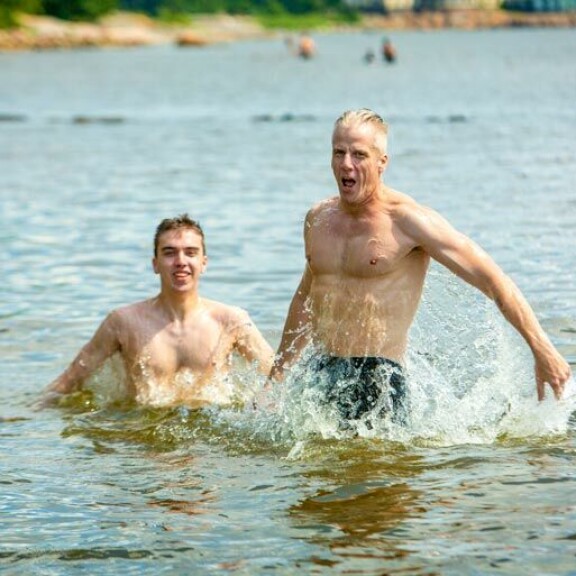 Lex Rissanen on isänsä tavoin sinkku. – Odotan innolla treffailua täällä Suomessa. Asialla ei tosin ole kiire. Lex Rissanen on isänsä tavoin sinkku. – Odotan innolla treffailua täällä Suomessa. Asialla ei tosin ole kiire.