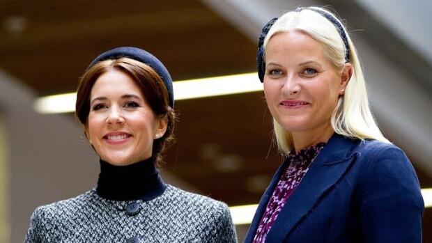 Ohhoh! Norjan ja Tanskan kruununprinsessat ovat kuin kaksi marjaa – kuvat Mary ja Mette-Marit