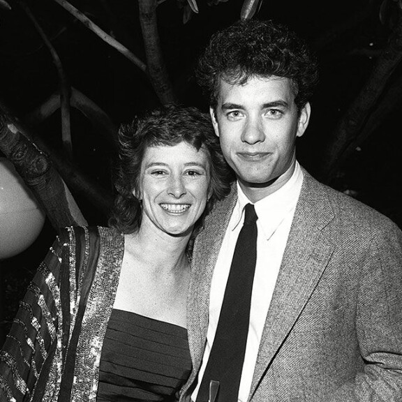 Tom Hanks 65 vuotta - tiesitkö näitä faktoja näyttelijätähdestä? Kärsii vakavasta sairaudesta ja on koukussa todella erikoiseen asiaan! Tom Hanks ja Samantha Lewes