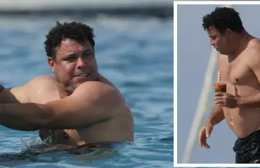 Tunnistatko takavuosien futislegendaa tuoreista kuvista? Ronaldo nautti elämästä drinksu kädessä, mallityttöystävä hehkeänä bikineissä - kuvat!