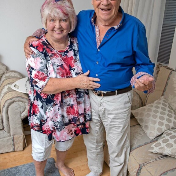 60 vuotta naimisissa! 15-vuotiaasta toisensa tunteneet Anna-Liisa ja Jorma kävelivät yhdessä alttarille 1961. 60 vuotta naimisissa! 15-vuotiaasta toisensa tunteneet Anna-Liisa ja Jorma kävelivät yhdessä alttarille 1961.