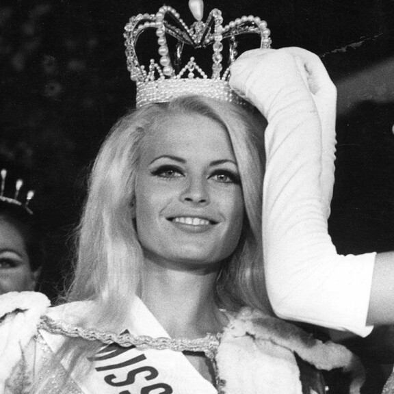 Miss Suomen kuolema yllätti missipomo Sunneva Sjögrenin: 'Leena oli upea - yksi suosikeistani' Leena Brusiin
