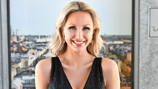 Sointu Borg ja Solonen söpöilevät jäätelöselfiessä