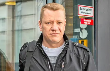 42-vuotiaana menehtynyt Matti Silmu sai hautakiven: eroaa huomattavasti perinteisestä ratkaisusta - kuva