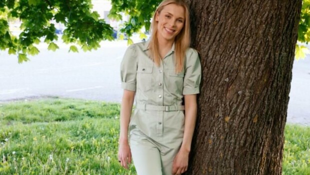 Laura Allonen toteutti unelmansa - tanssijana Antti Tuiskun ja Cheekin kiertueilla: Elämäni parasta aikaa! Laura Allonen