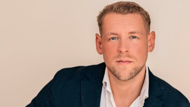 ”Asuntokaupan Cheek” Andrei Koivumäki näpäytti naureskelijoille – tämän takia kiinteistöguru ei nosta osinkoja Andrei Koivumäki
