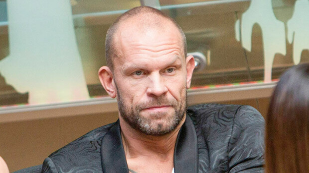 Jere Karalahdesta etsintäkuulutus: taustalla syytteet rikoksista - tästä tapauksessa on kyse! Katso hurjat kuvat tapahtumayöltä! Jere Karalahti