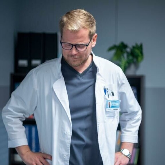 Antti jatkaa Sykkeen uudella tuotantokaudella Max Hanssonin roolissa. Antti jatkaa Sykkeen uudella tuotantokaudella Max Hanssonin roolissa.