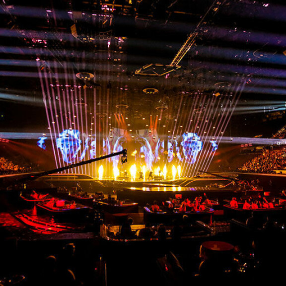 Blind Channel räjäytti potin viisulavalla: suomalaisbändi puhkui energiaa – kuvat! Blind Channel