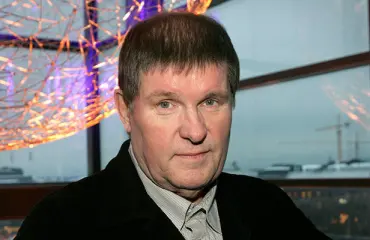 Läheiset jättivät viimeiset hyvästit Matti "Fredi" Siitoselle - leski murtui lohduttomiin kyyneliin