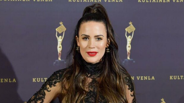 Ohhoh! Martina Aitolehden luksusauto paljastui luvattomaksi – kuva! Martina Aitolehti