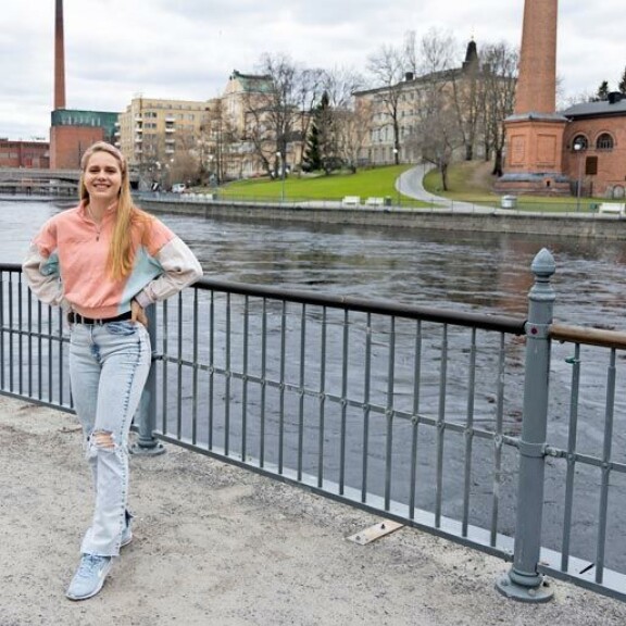Ida tunsi itsensä lottovoittajaksi päädyttyään Tampereelle. – Tiesin jo varhain haluavani muualle Mikkelistä. Miellän itseni jo täysin tamperelaiseksi, neljä vuotta kaupungissa viihtynyt atleetti tuumaa. Ida tunsi itsensä lottovoittajaksi päädyttyään Tampereelle. – Tiesin jo varhain haluavani muualle Mikkelistä. Miellän itseni jo täysin tamperelaiseksi, neljä vuotta kaupungissa viihtynyt atleetti tuumaa.