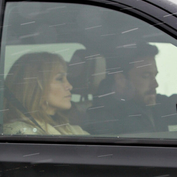 Alkoiko vanha suola janottaa? Viime kuussa kihlauksensa purkanut Jennifer Lopez bongattiin Ben Affleckin kanssa romanttiselta lomalta - katso tuoreet paparazzikuvat takavuosien Benniferistä! Jennifer Lopez Ben Affleck