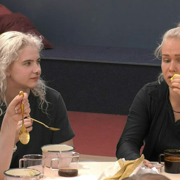 BB-talon aamupalapöydässä romanssikeskustelu! Petra Olli paljasti parisuhteestaan yllättäviä yksityiskohtia: Tapasimme Tallinnan yössä Petra Olli Big Brother