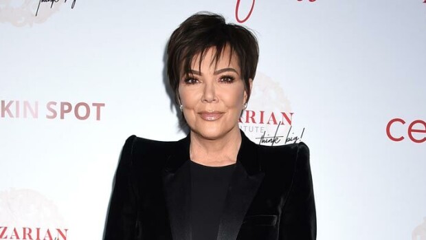 Näin lentoemännästä monimiljonääriksi noussut Kris Jenner loi valtavan omaisuutensa – viiden kohukaunottaren äiti nappaa siivun tyttäriensä tuloista Kris Jenner