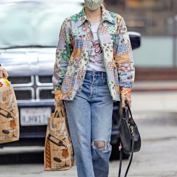Rihannan seksikäs vintageasu on nappisuoritus! Seiskan muotipoliisi ratsaa julkkiskaunotarten värikkään kevättyylin Emma Roberts