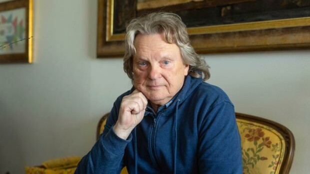 Rehellistä puhetta! Talousvaikeuksistaan avautuva Pepe Willberg tyrmää huhut: 'Ei ikävä kyllä pidä paikkaansa, rahani eivät yksinkertaisesti riitä siihen' Pepe Willberg