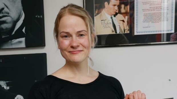 Sukulaiset kauhistelevat! Uutta työpaikkaa metsästävä BB-Paula tyrmää ravintola-alan: Olen valmis vuorotyöhön tehtaalla! Paula Lujala