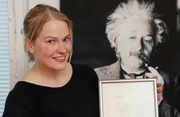 Aito kirje Albert Einsteinilta! BB-Paula esittelee rakkaimmat aarteensa – kuvat! 